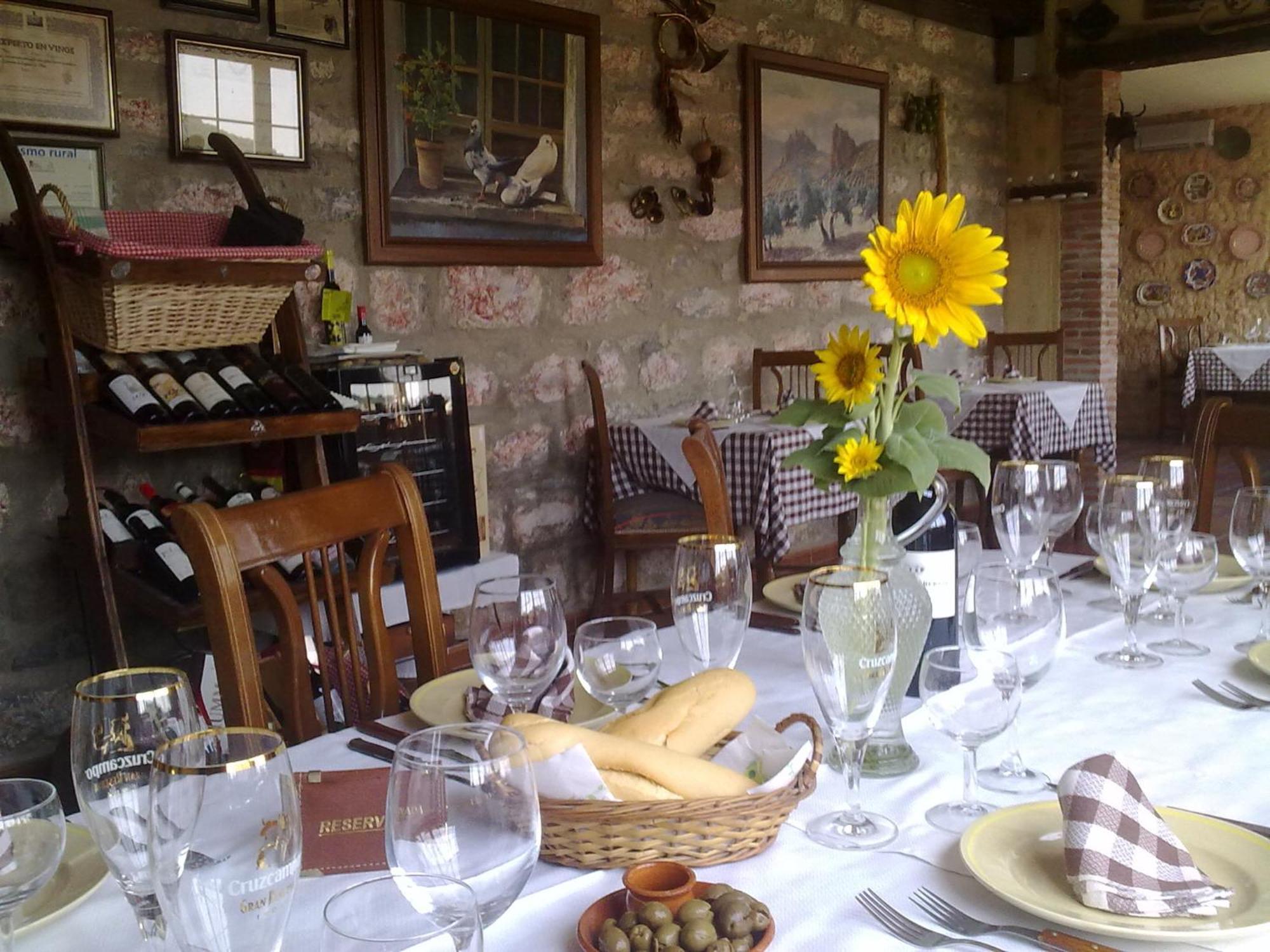 Alojamiento Rural La Caseria De Piedra Restaurante Jaén Buitenkant foto